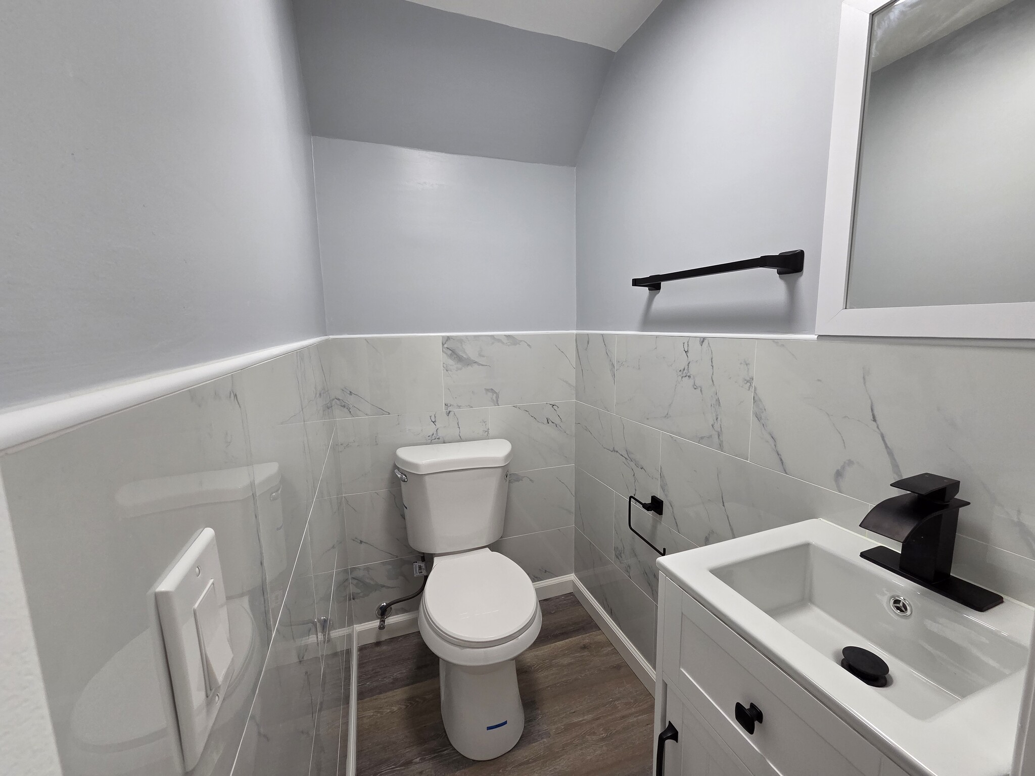 Building Photo - 52 Vista Ave