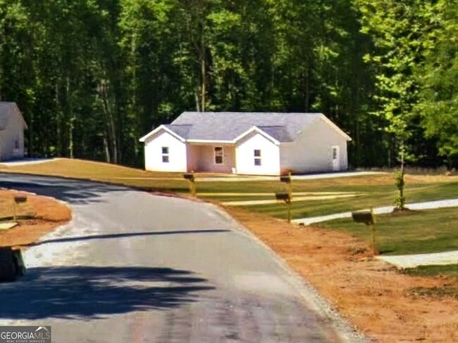 Building Photo - 74 Lyla Ln