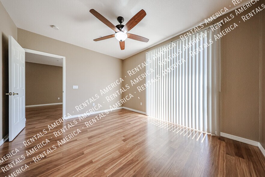 Building Photo - 6535 E Superstition Springs Blvd