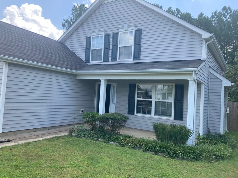 Building Photo - 381 Indian Branch Dr