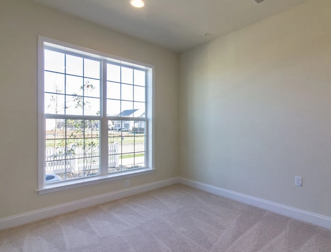 Building Photo - Belmont Development