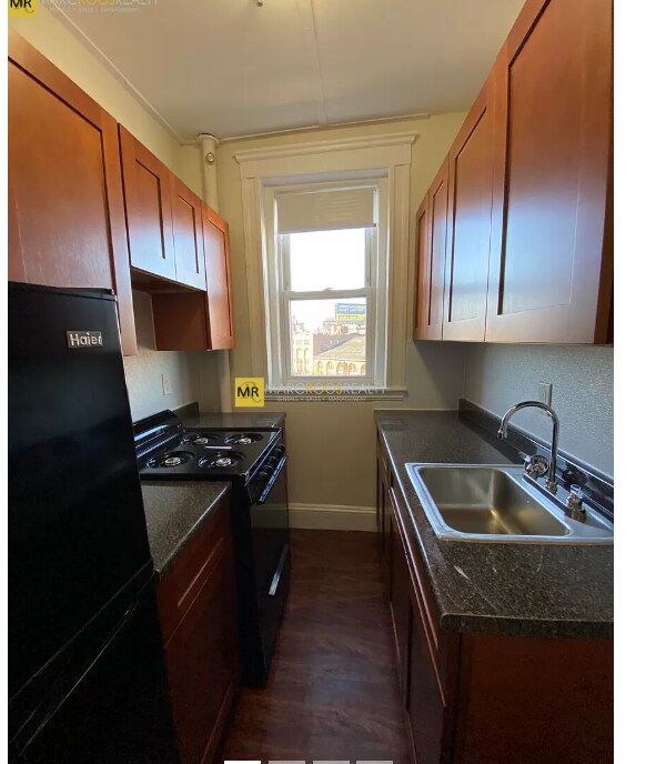 Building Photo - 1091 Boylston St