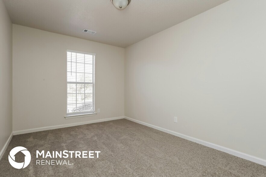 Building Photo - 3595 Edies Way