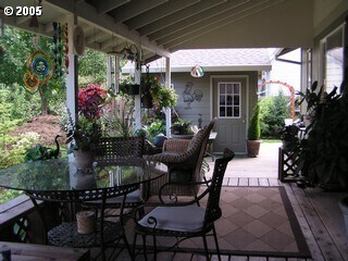 Building Photo - 4 bed, 3 bath in desirable McMinnville Neighborhood