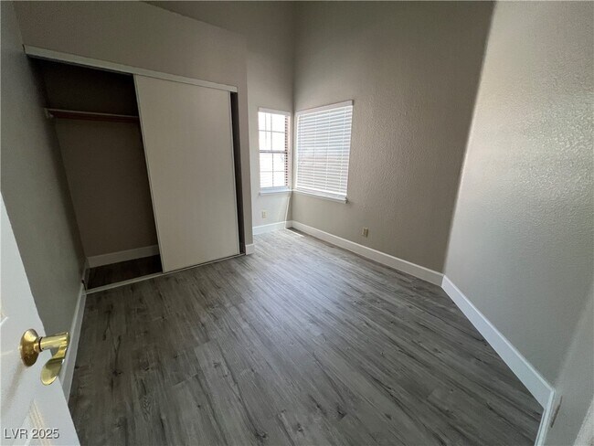 Building Photo - 79 Prairie Dog Dr