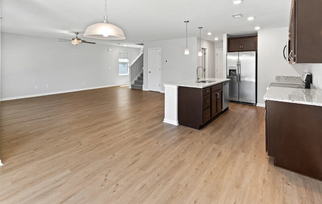 Building Photo - 244 Justify Ave