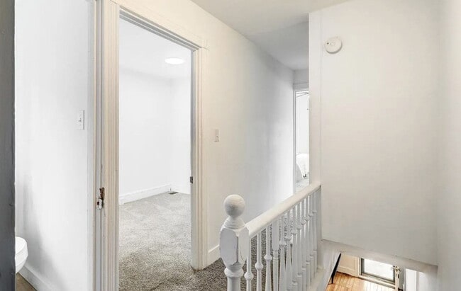 Building Photo - 4BR Lancaster Home in School District | Modern Kitchen, Hardwood Floors & Central Air!!