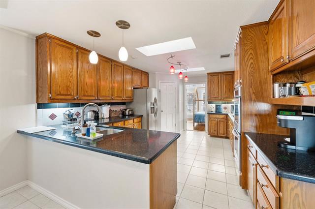 Building Photo - 1000 Raven Bend Ct