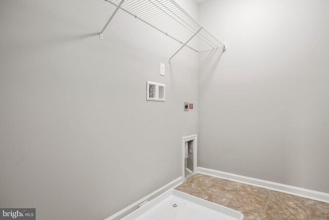 Building Photo - 1 Doria Hill Dr