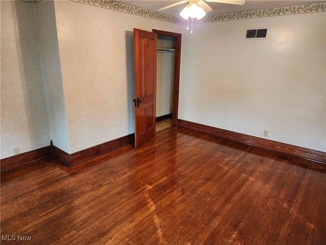 Building Photo - 132 S Marietta St