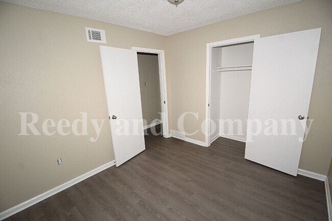 Building Photo - 4780 Hillbrook Rd