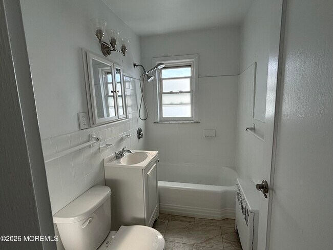 Building Photo - 220 Ocean Ave N