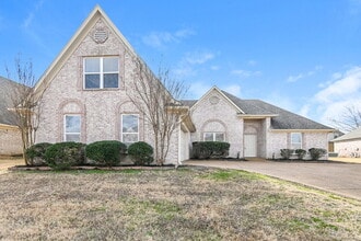 Building Photo - 85 Whispering Ridge Cove