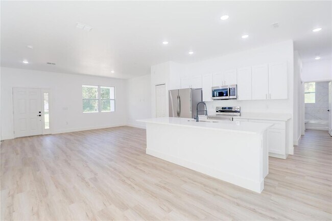 Building Photo - 125 Fisher Way