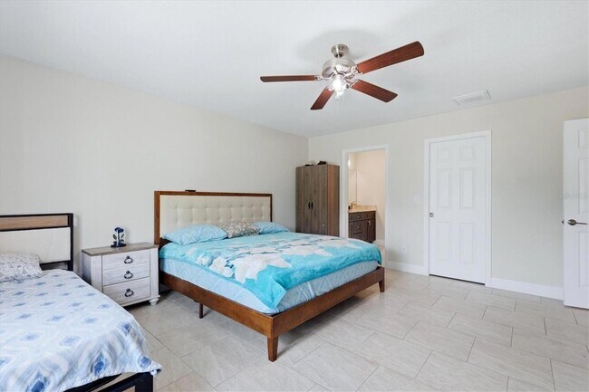 Building Photo - 1458 Richbriar Dr
