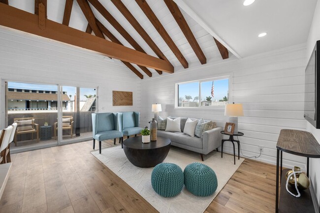 Building Photo - 212 Orange St