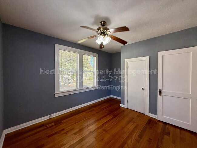 Building Photo - 625 Meteor St