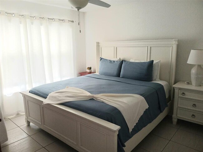 Building Photo - 4019 Venetian Bay Dr