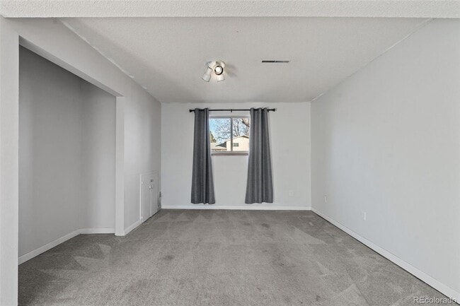 Building Photo - 1438 Laurette Dr