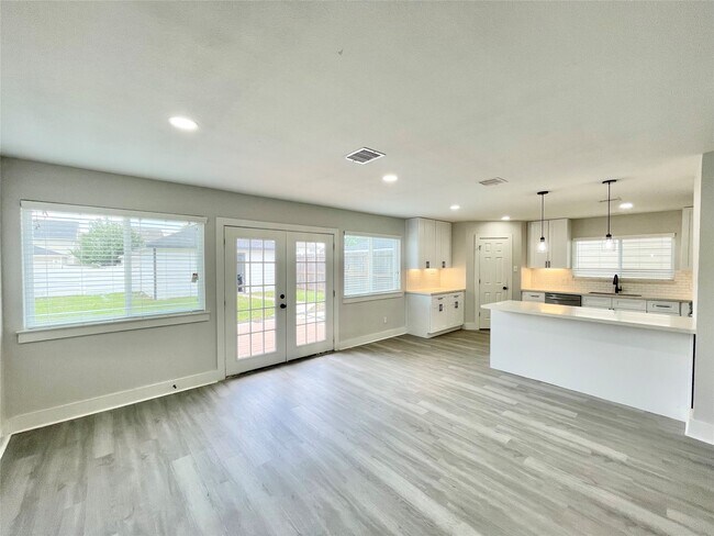Building Photo - 20919 Hall Colony Ct