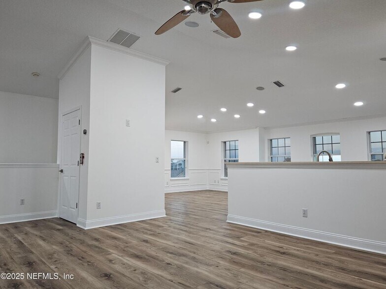 Building Photo - 1440 Atlantic Breeze Way