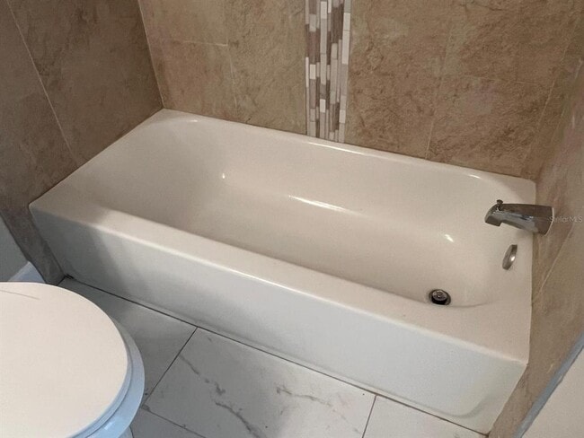 Building Photo - 2213 Grand Cayman Ct