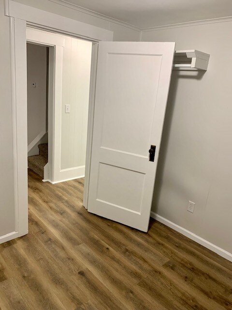 Building Photo - 824 Center St