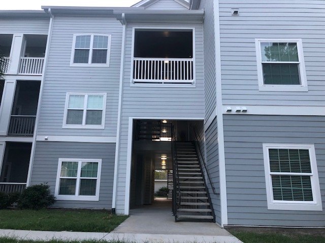 Building Photo - 1300 Park W Blvd