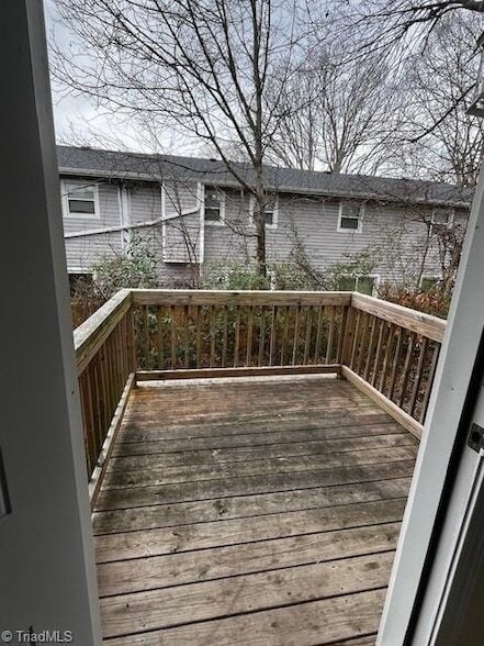 Building Photo - 435 Ross St