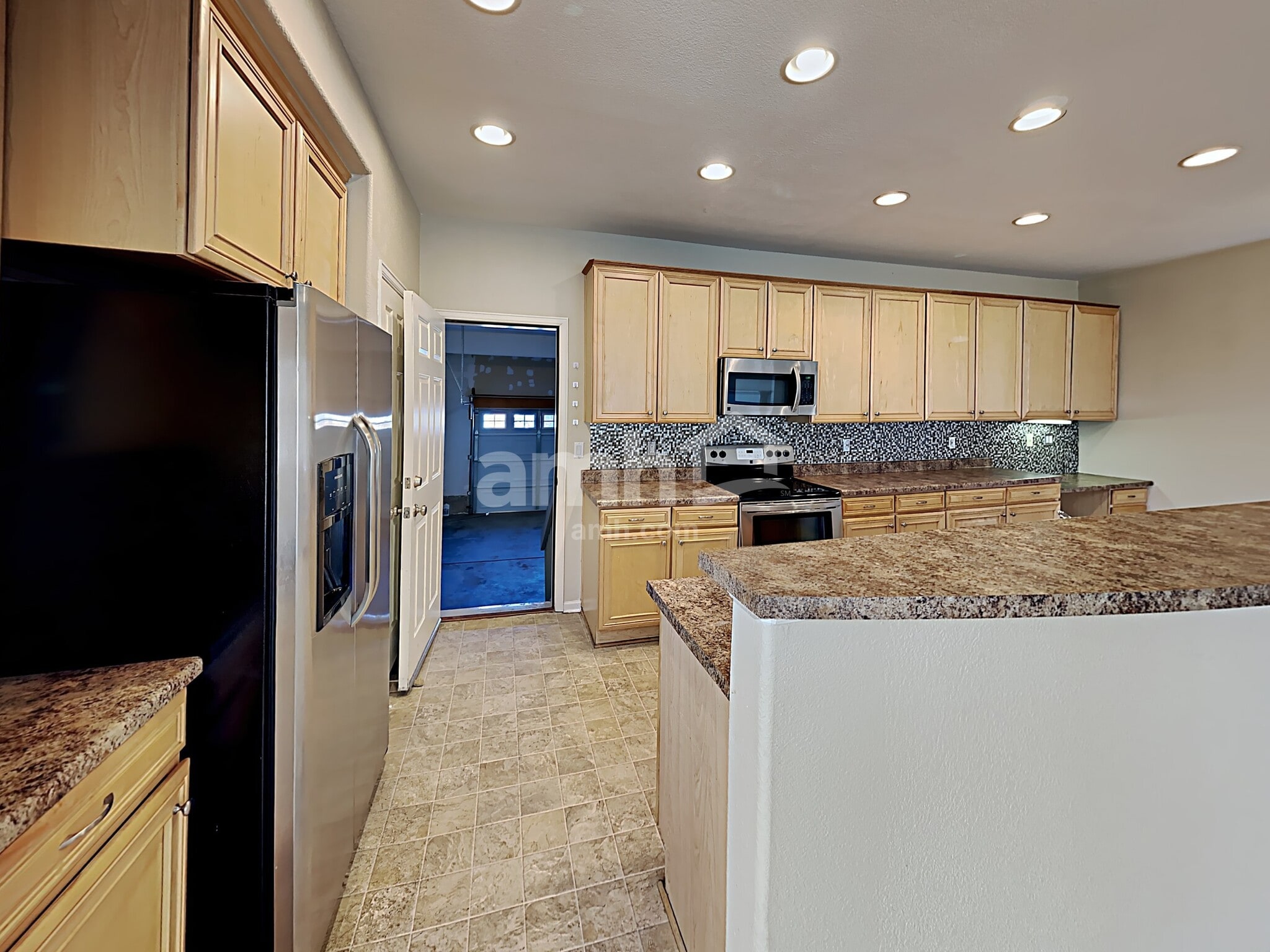 Building Photo - 18942 E Vassar Dr