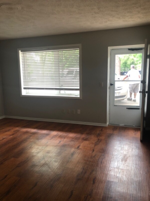 Building Photo - 4415 N 62nd St