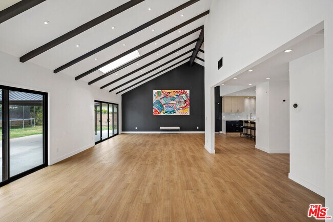 Building Photo - 4801 Heaven Ave