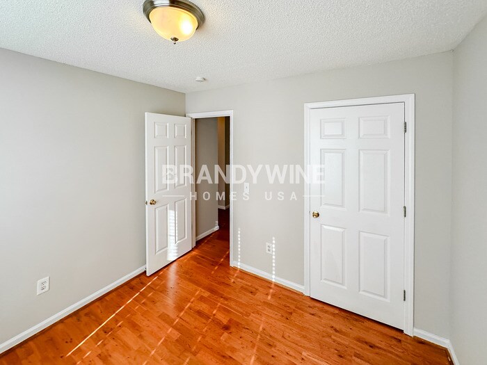 Building Photo - 3612 Janna Ln SW