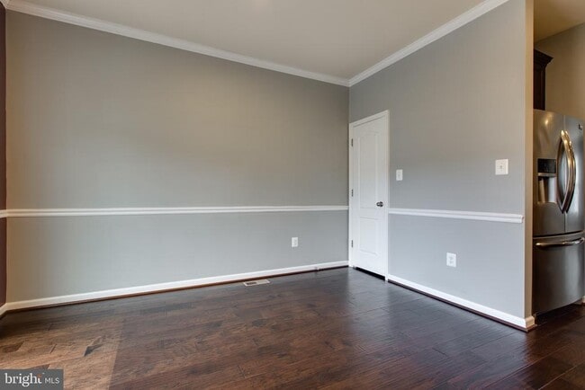 Building Photo - 1314 Hawthorn Dr