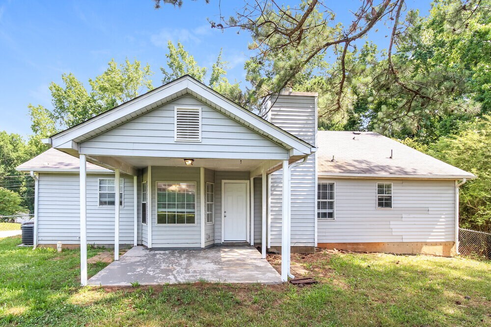 Building Photo - 95 Branchwood Dr