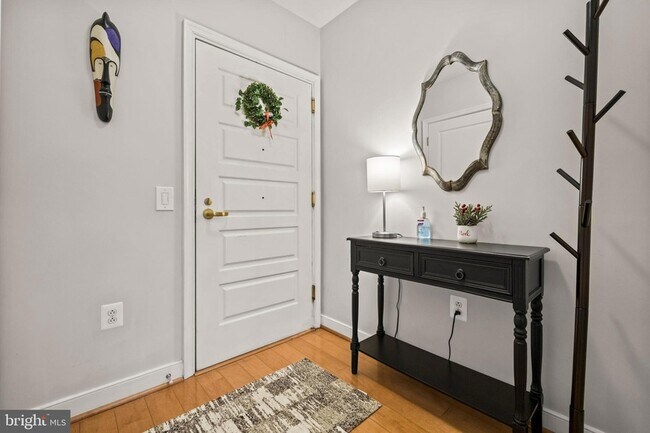 Building Photo - 631 D St NW