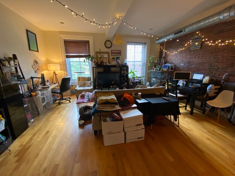 Building Photo - 1508 Green St