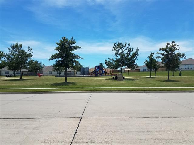 Building Photo - 1017 Pebblecreek Dr