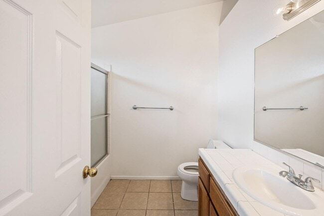 Building Photo - 5304 W Ramona Ave