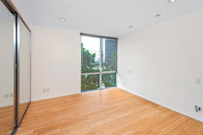 Building Photo - 2160 Century Park E