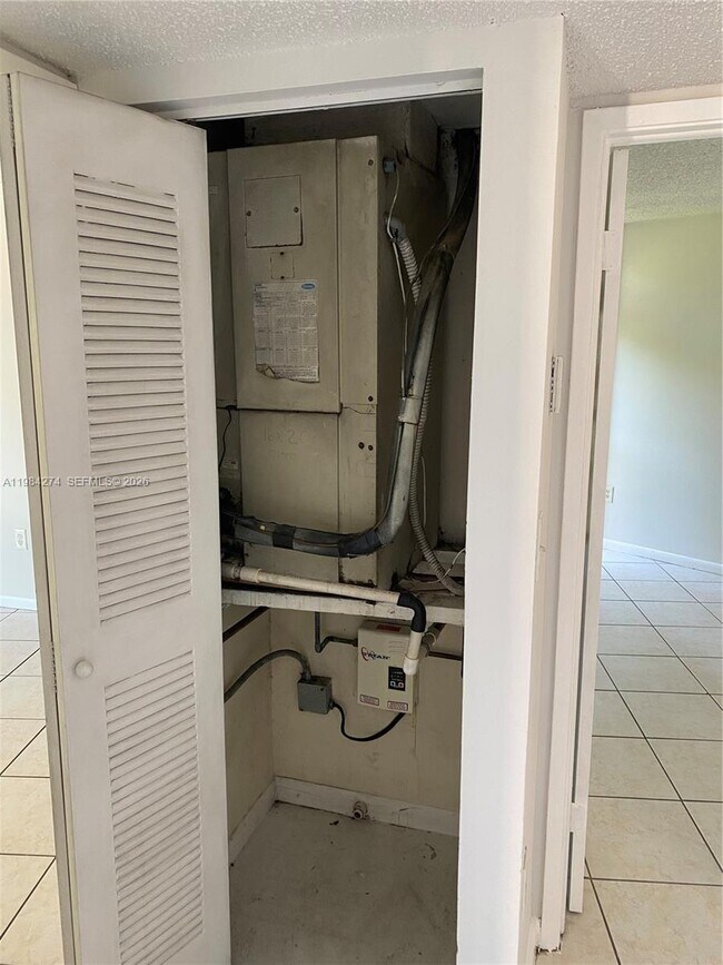 Building Photo - 7035 NW 186th St