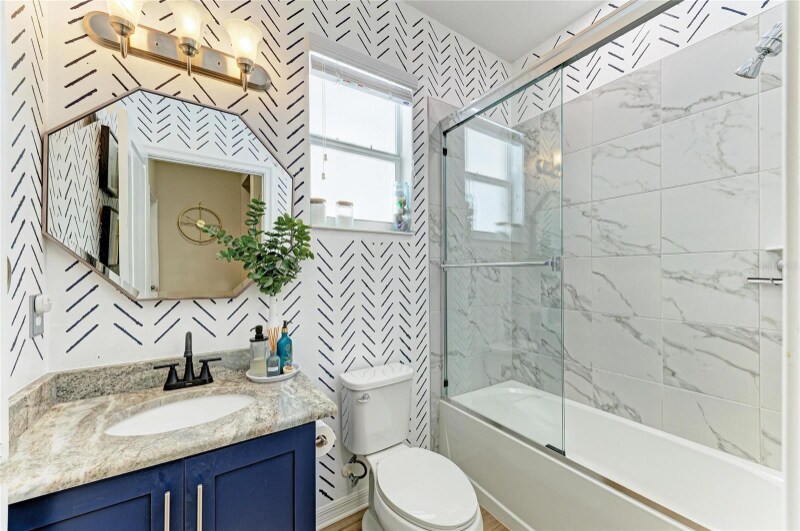 Building Photo - 2304 E 22nd Ave.