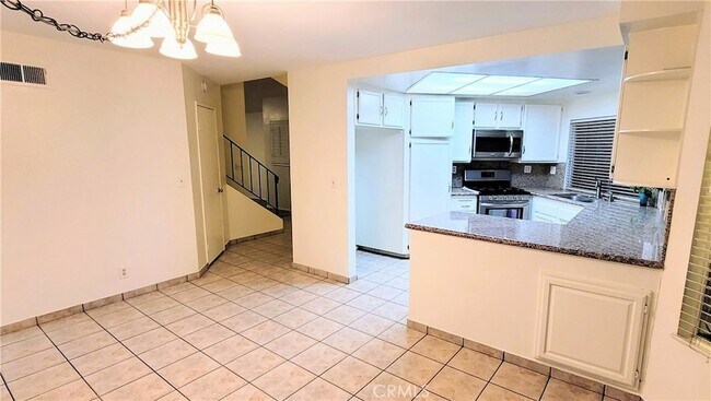 Building Photo - 14644 Bella Courte