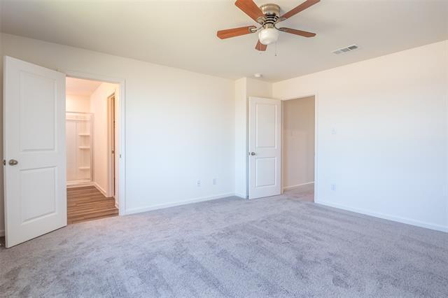 Building Photo - 2109 Prairie Ln