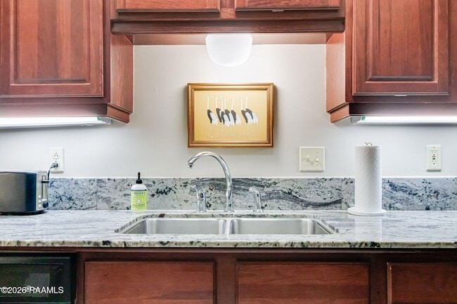 Building Photo - 500 Jefferson St