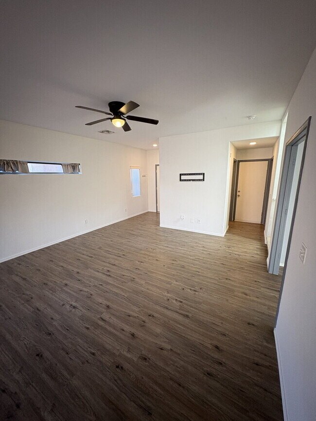 Building Photo - Rancho Sahuarita
