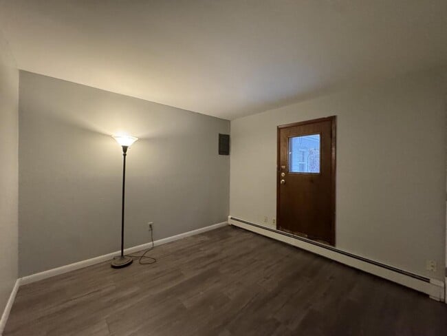 Building Photo - 1522 N 28th St