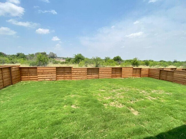 Building Photo - 480 Jack Ryan