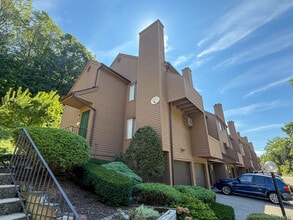 Building Photo - 55 Cross St