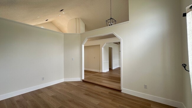 Building Photo - 935 Shriver Cir